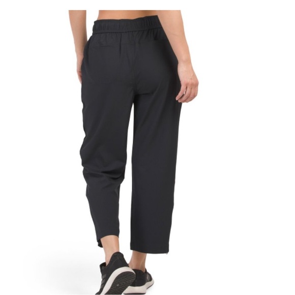 Eddie Bauer Women's Rapids Capri in CINDER. MSRP $64 - Picture 17 of 17